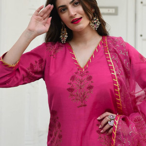 Women Kurta with Pant & Dupatta